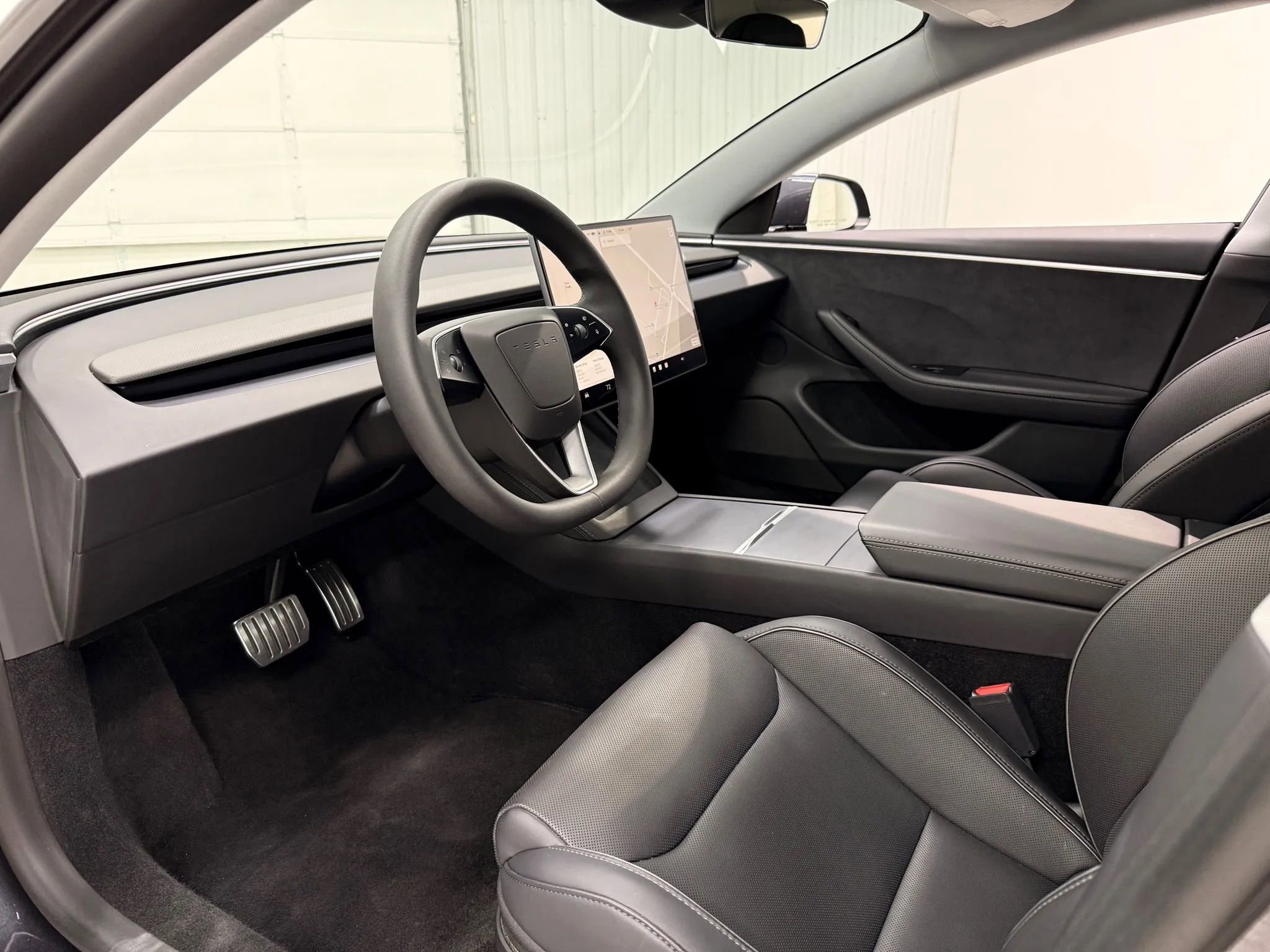 Used 2025 Tesla Model 3 Performance AWD/4WD image 12
