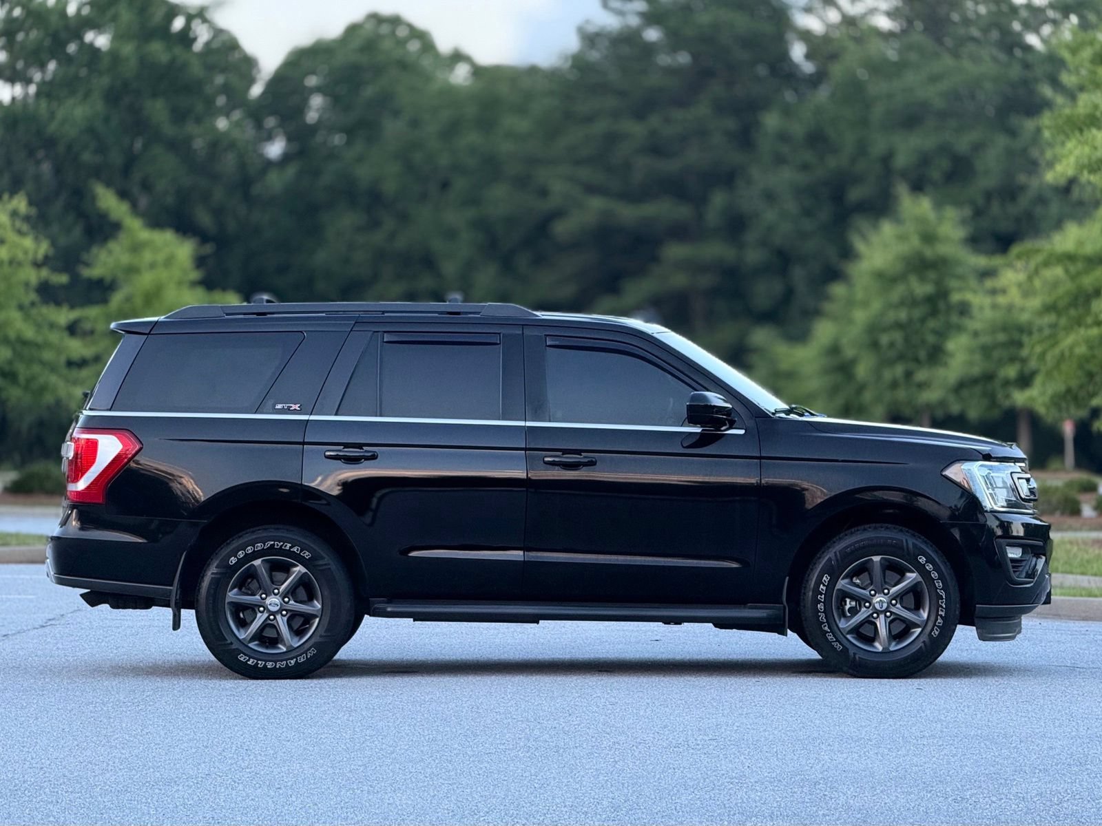 Used 2021 Ford Expedition XL RWD image 12
