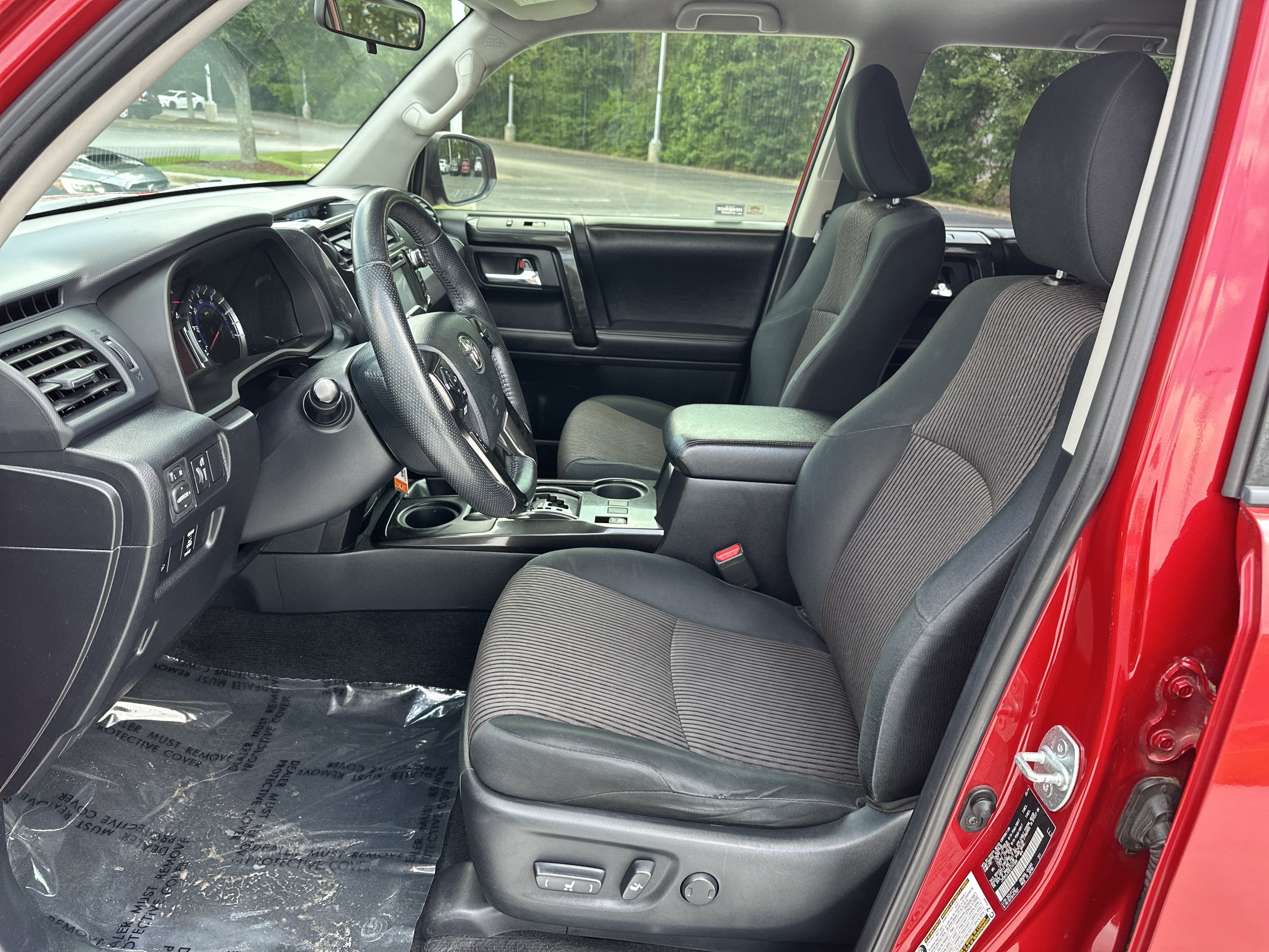 Used 2014 Toyota 4Runner Trail AWD/4WD image 16