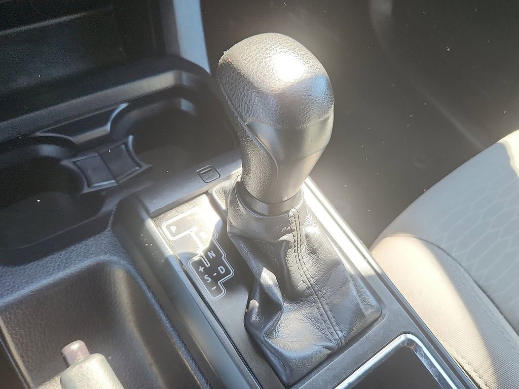 Used 2019 Toyota Tacoma SR image 7