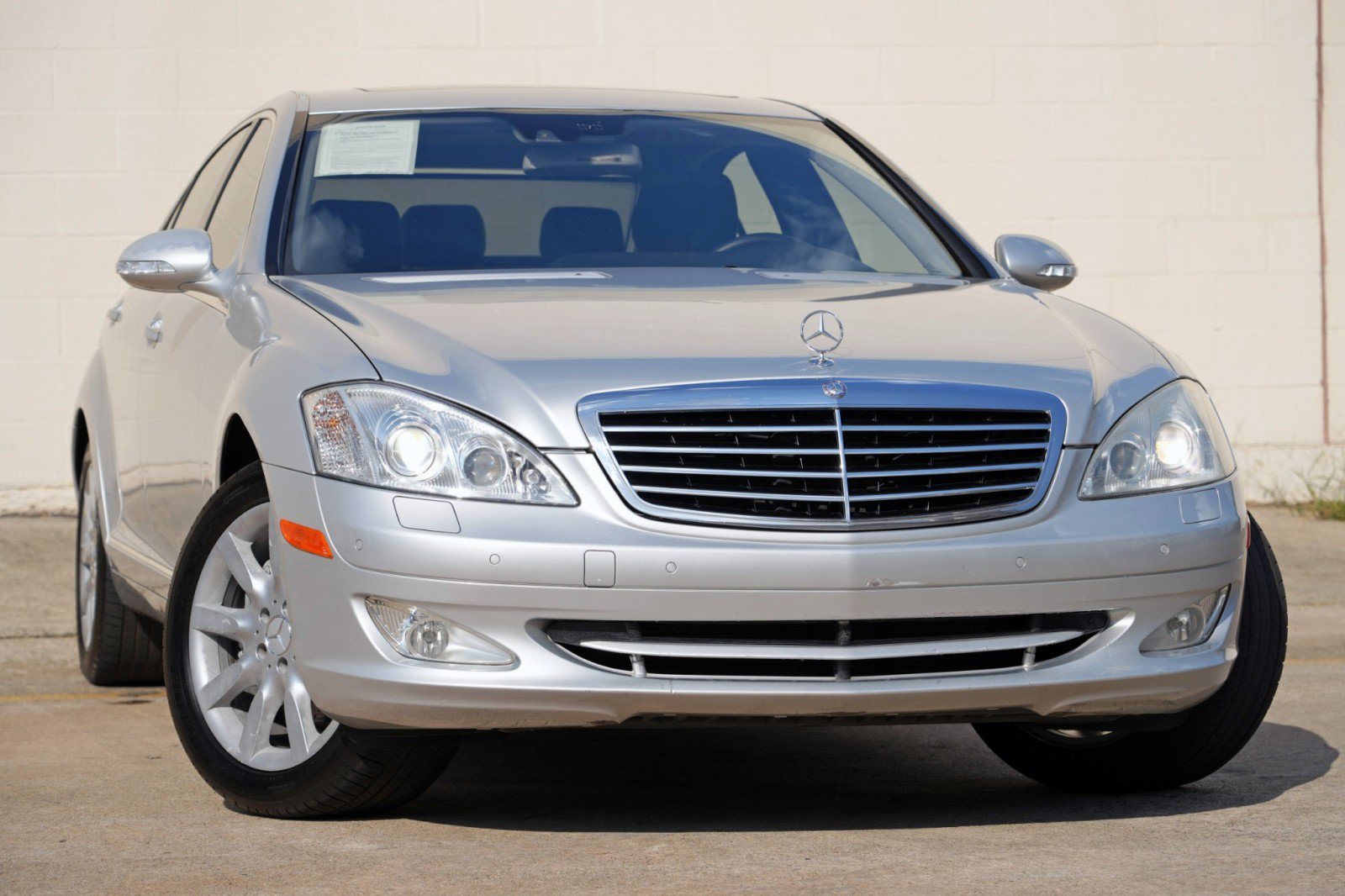 Used 2007 Mercedes-Benz S 550 image 2