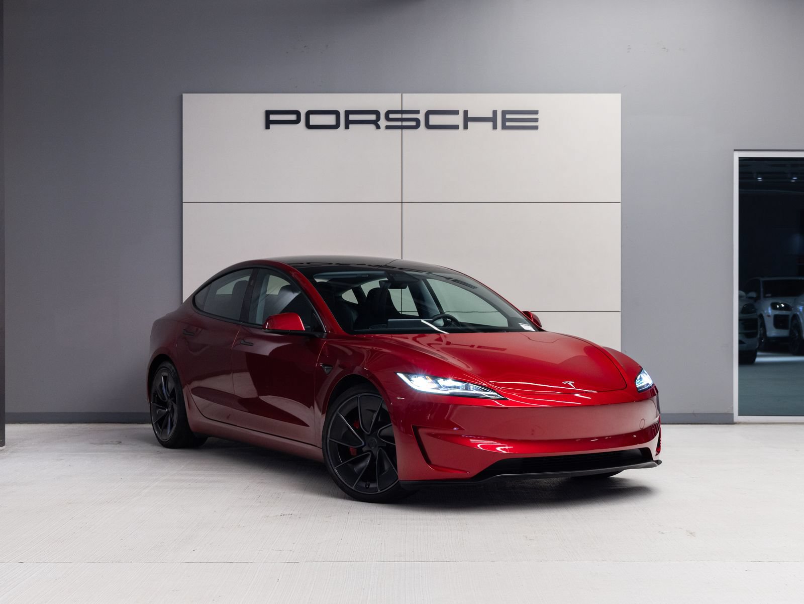 Used 2024 Tesla Model 3 Performance AWD/4WD image 9