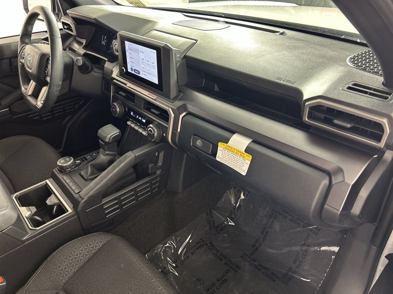 Used 2025 Toyota 4Runner SR5 AWD/4WD image 26