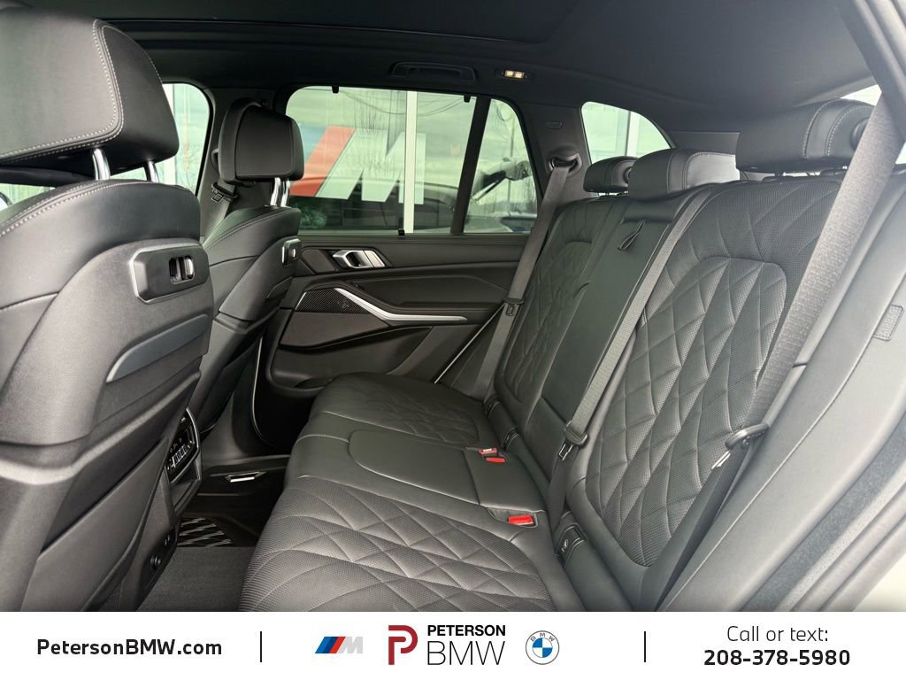 Used 2025 BMW X5 M60i image 17