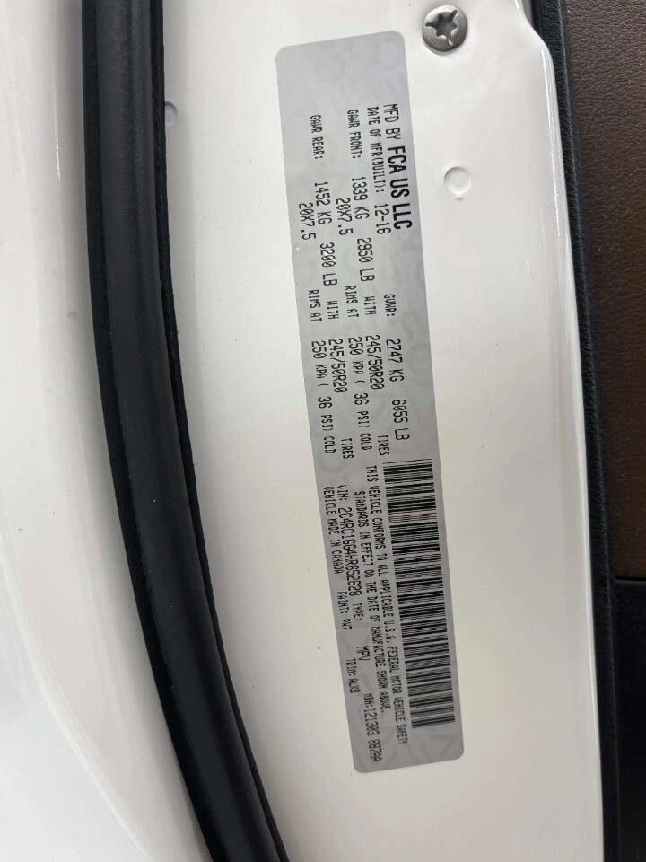 Used 2017 Chrysler Pacifica Limited image 61