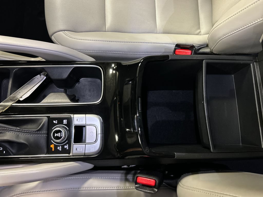Used 2022 Kia Telluride S AWD/4WD image 19