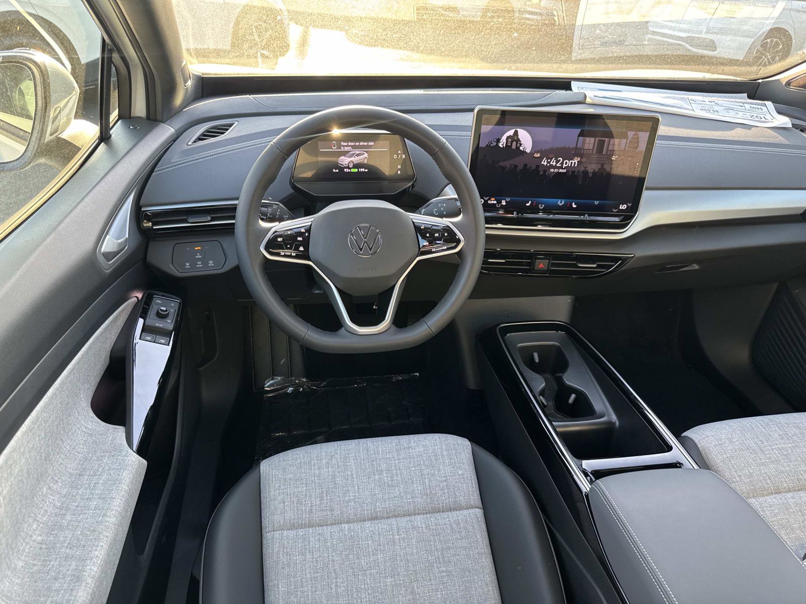 New 2025 Volkswagen ID.4 Pro image 9