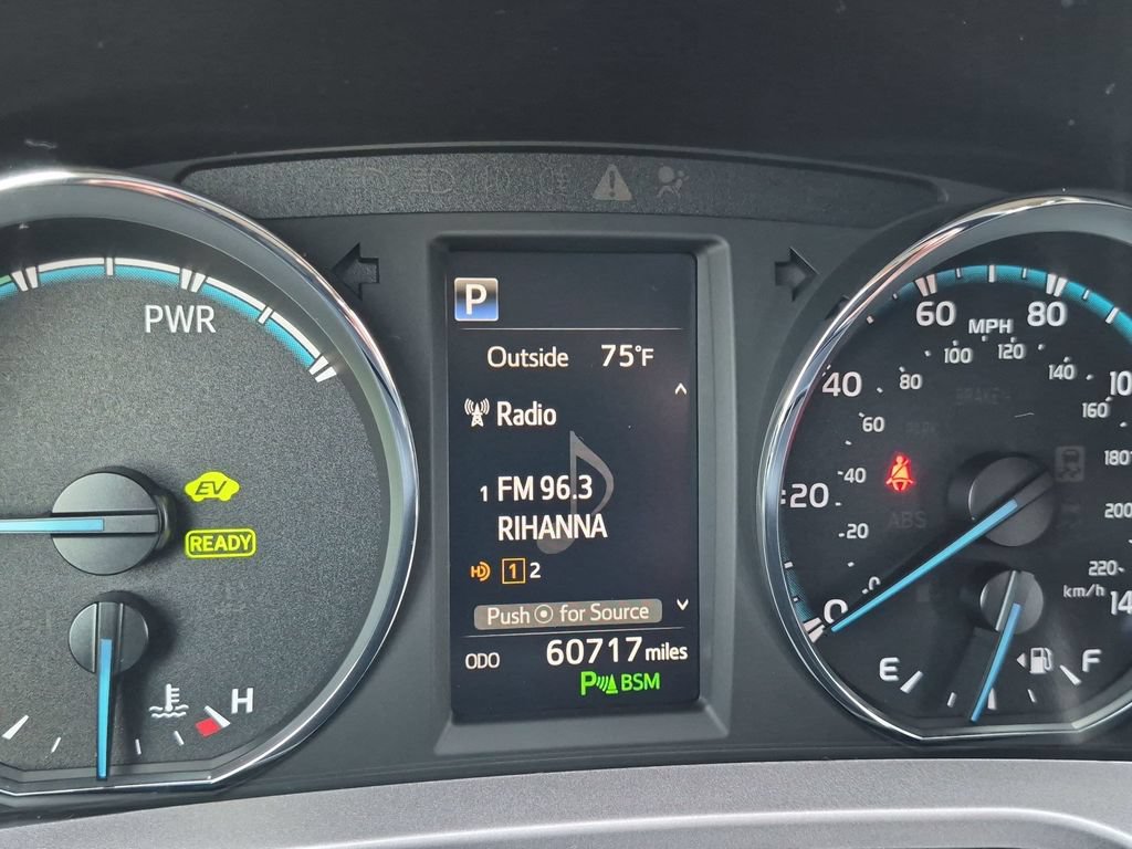 Used 2018 Toyota RAV4 Limited w/ Advanced Technology Package AWD/4WD image 14