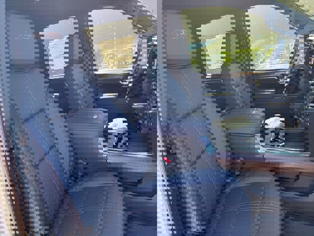 New 2026 Chevrolet Silverado 2500 High Country w/ High Country Premium Package image 13