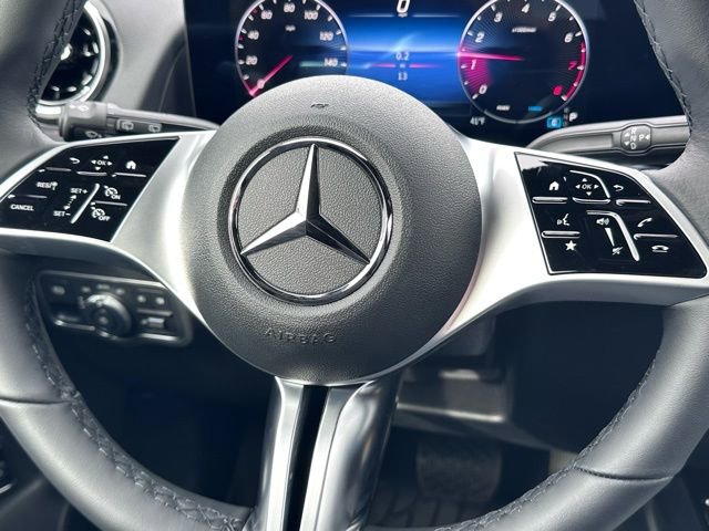 New 2026 Mercedes-Benz GLB 250 4MATIC image 14