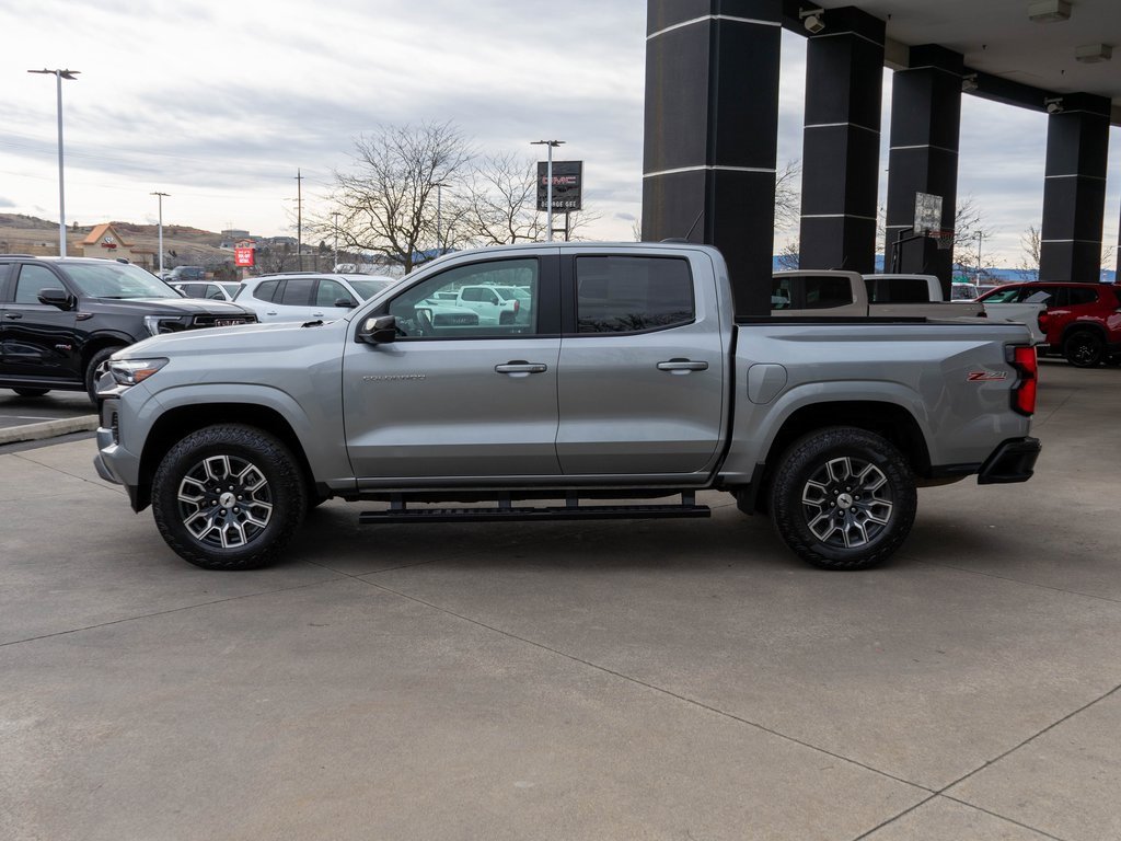 Used 2024 Chevrolet Colorado Z71 image 4