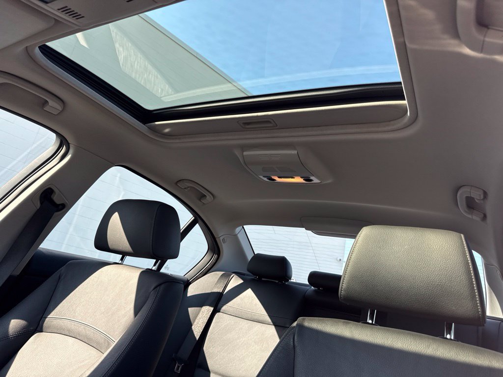 Used 2009 BMW 335i Sedan RWD image 28