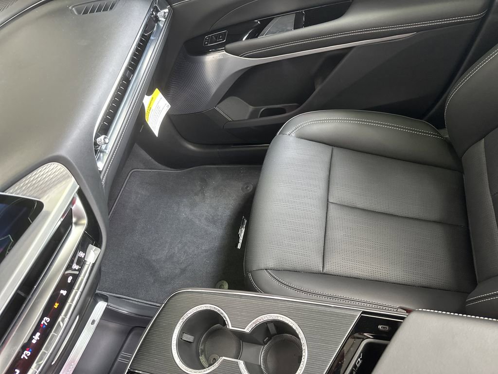 New 2026 Cadillac Lyriq V image 23