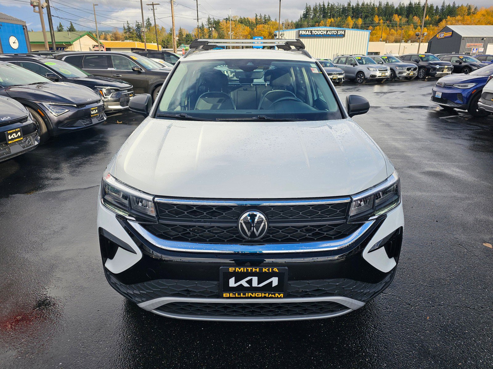 Used 2024 Volkswagen Taos S image 8