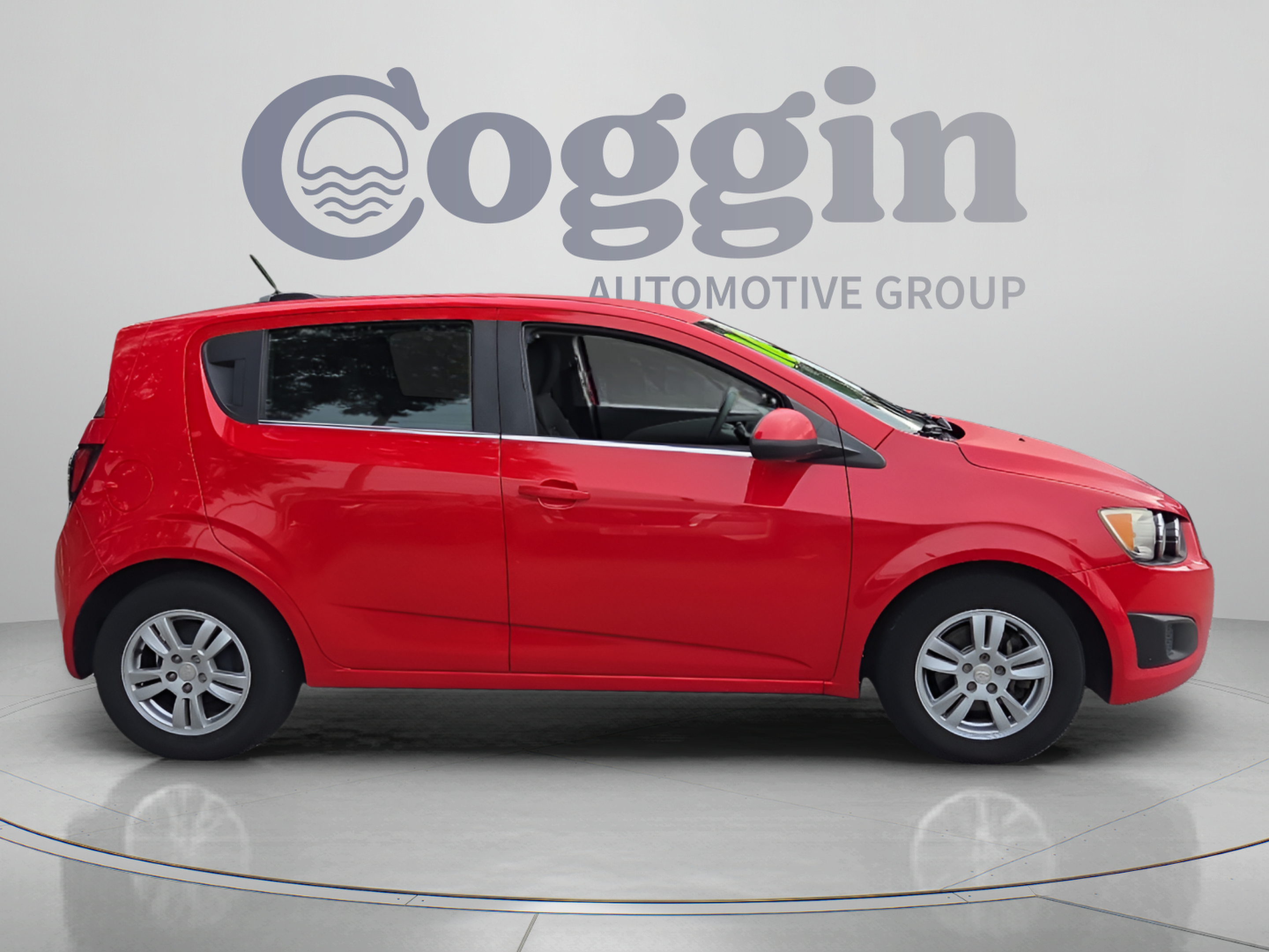 Used 2016 Chevrolet Sonic LT FWD image 6