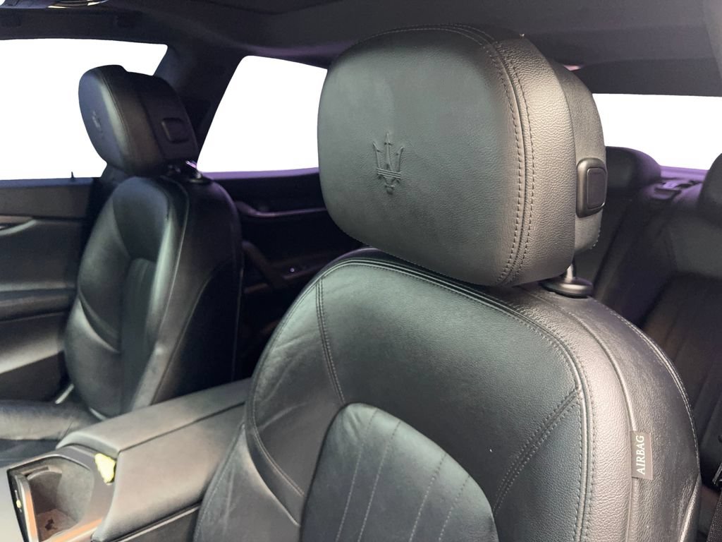 Used 2020 Maserati Ghibli RWD image 27
