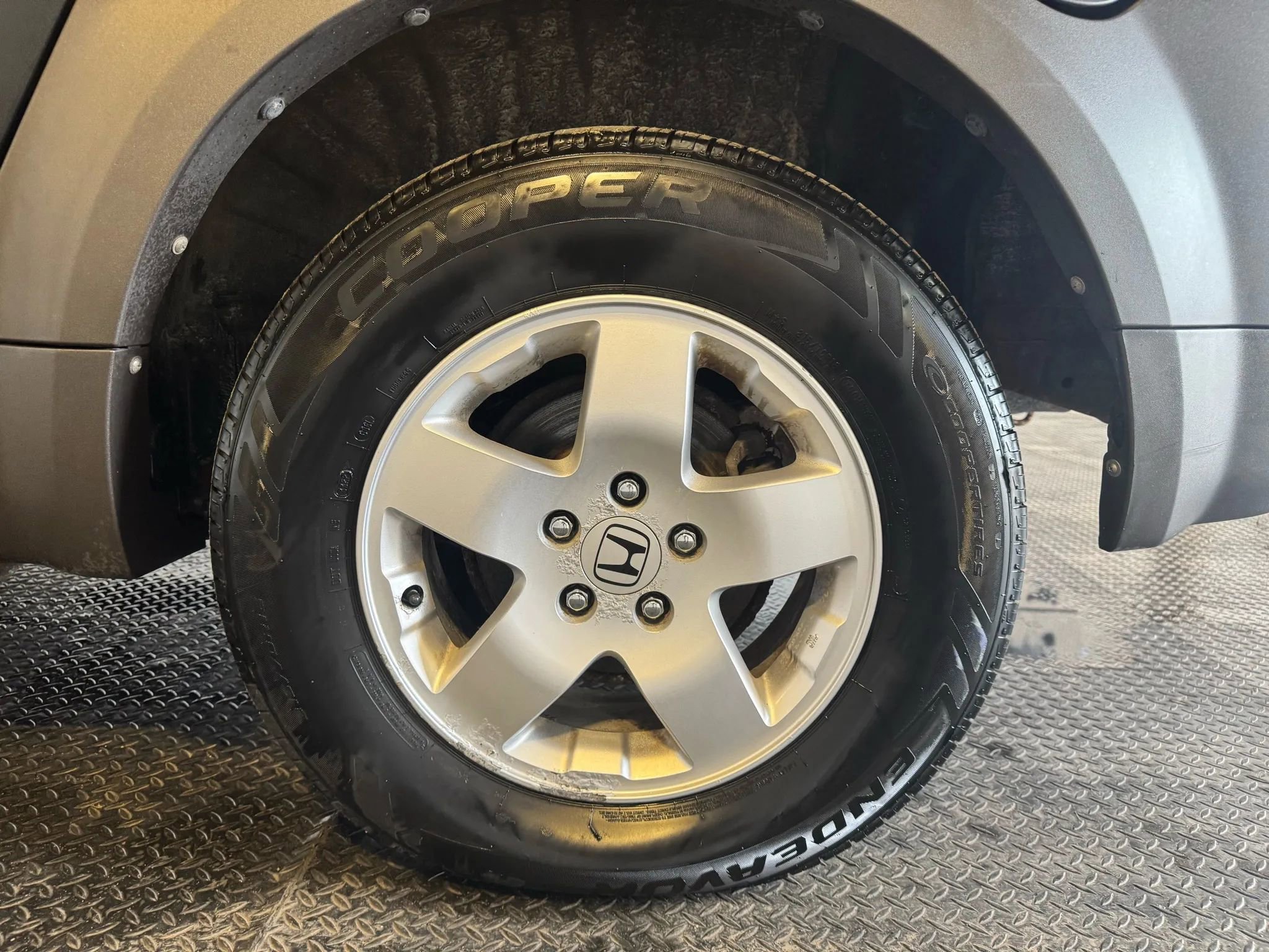 Used 2003 Honda Element EX image 24