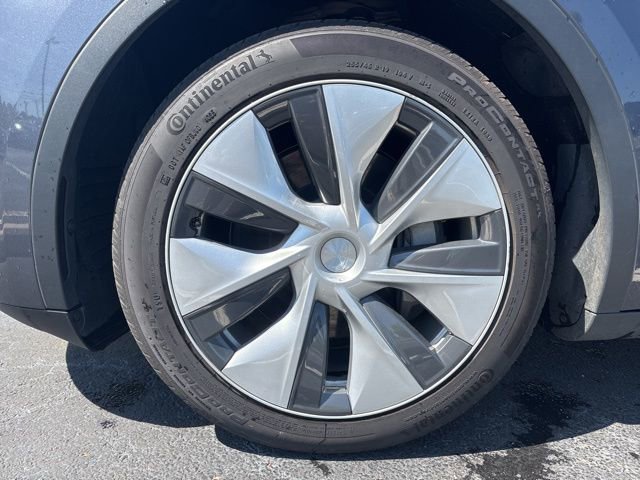Used 2023 Tesla Model Y Long Range AWD/4WD image 10