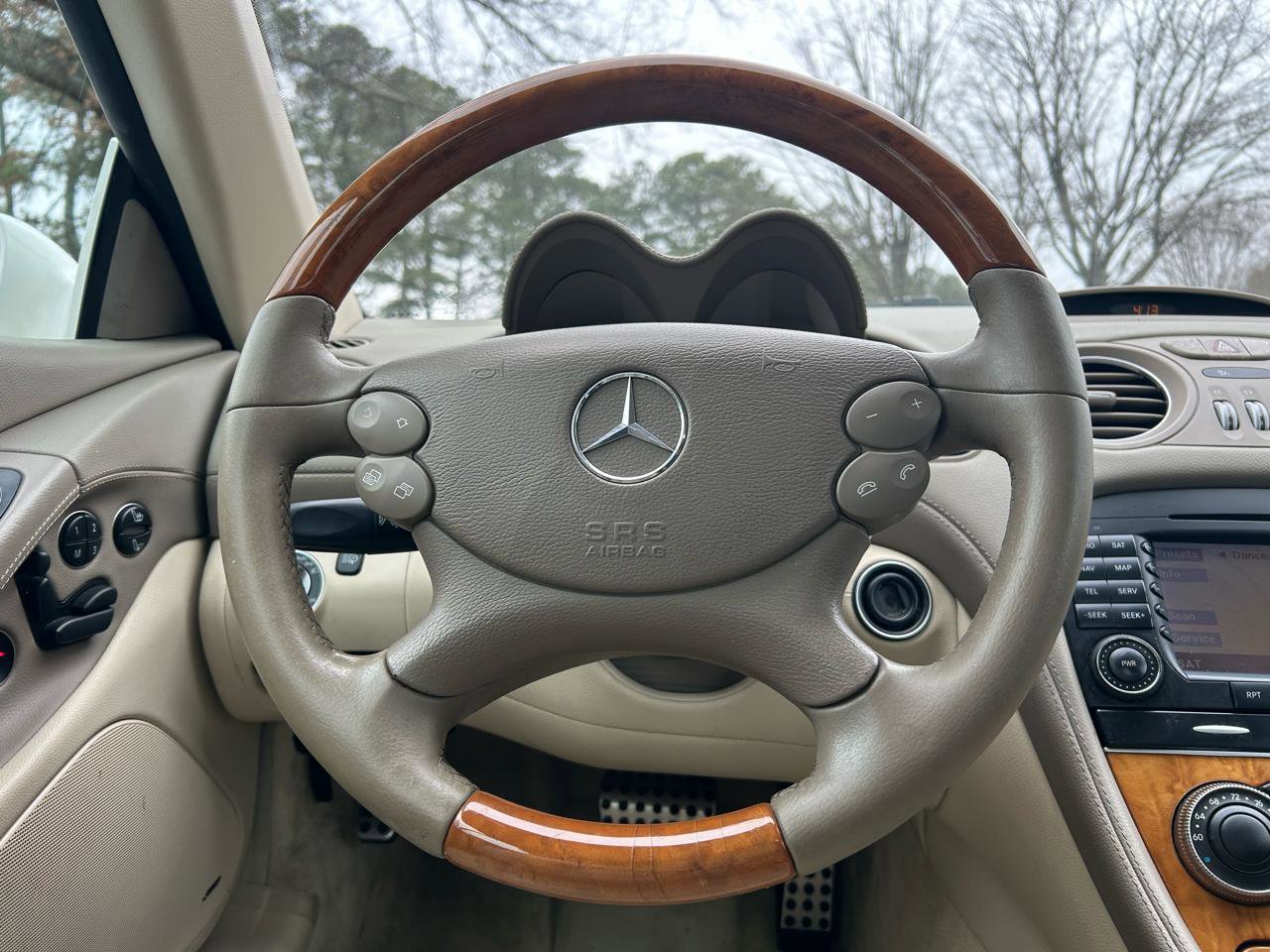 Used 2008 Mercedes-Benz SL 550 image 28