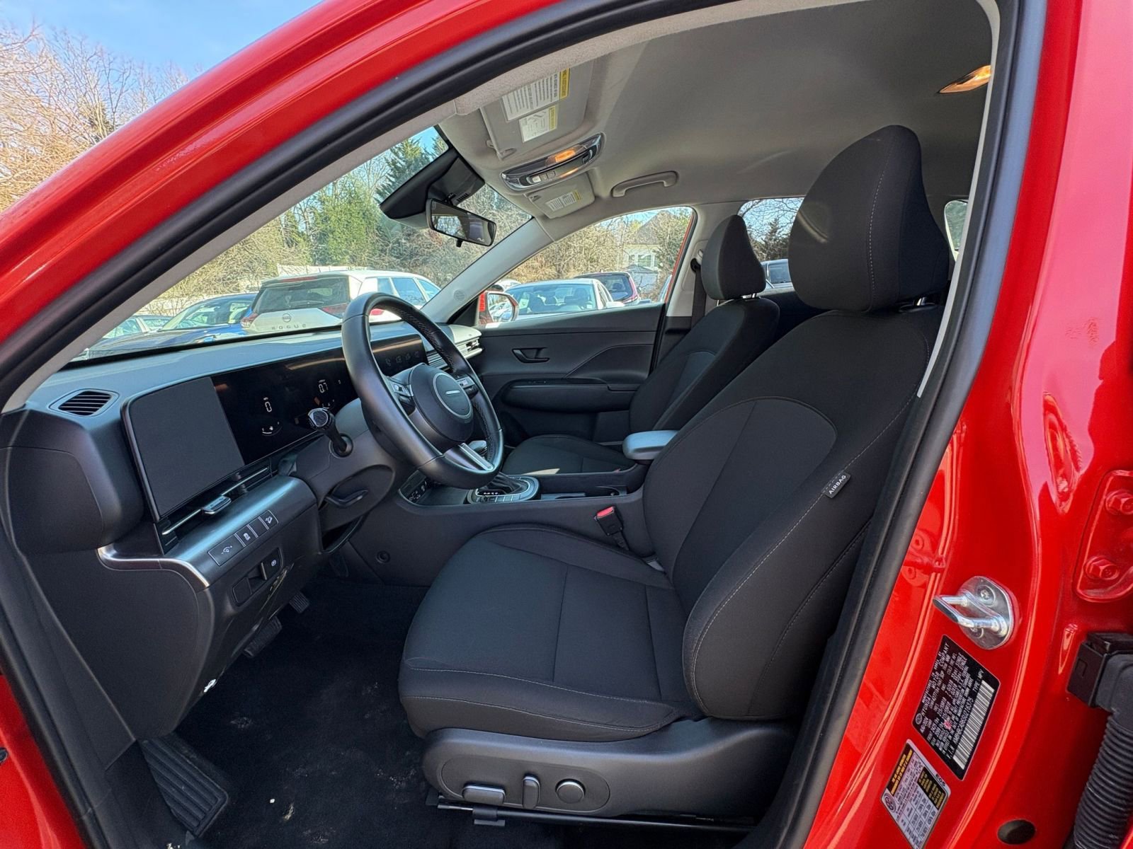 Used 2025 Hyundai Kona SEL image 23