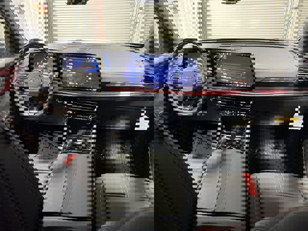 New 2026 Chevrolet Traverse RS w/ LPO, Floor Liner Package image 12