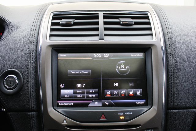 Used 2012 Lincoln MKX AWD image 18