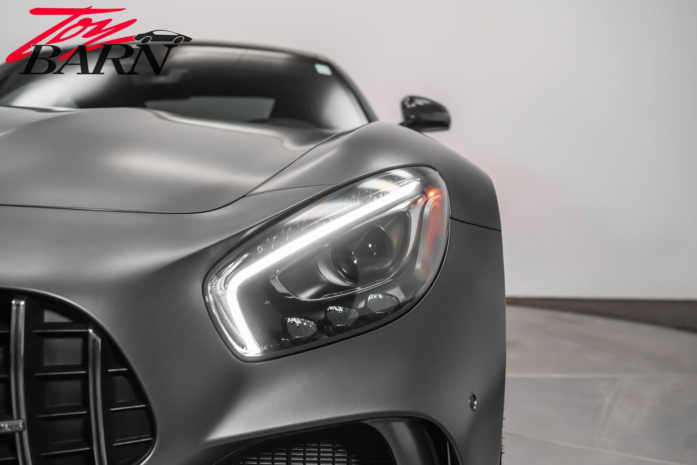 Used 2018 Mercedes-Benz AMG GT R image 11