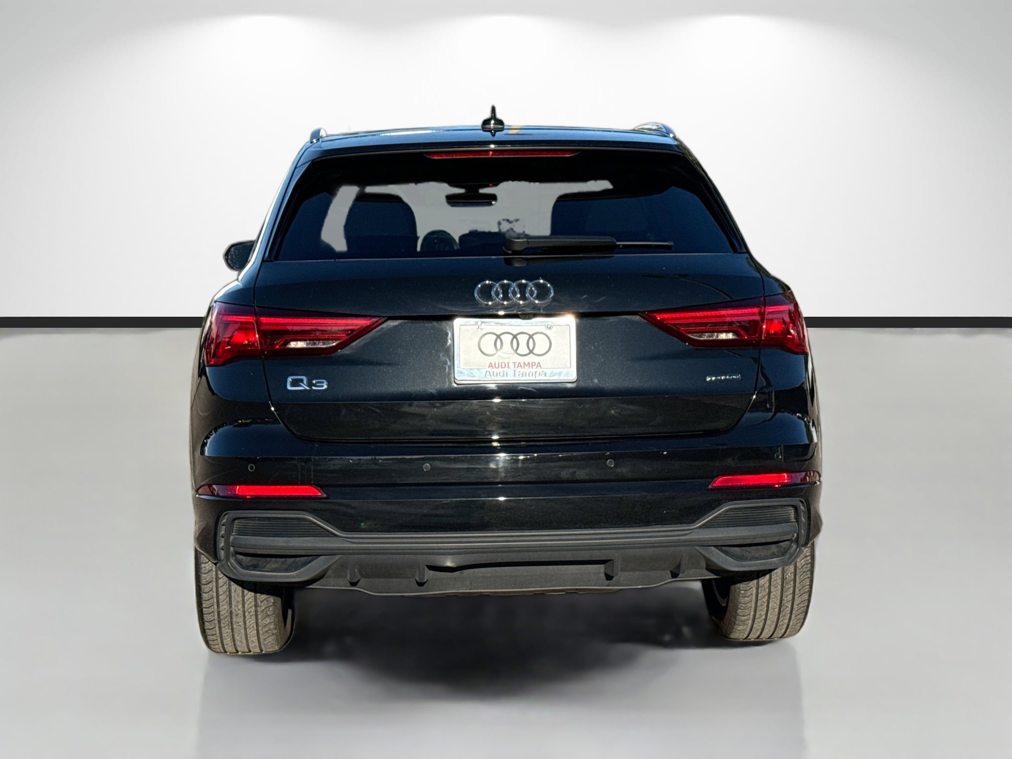 Certified 2025 Audi Q3 2.0T Premium image 4