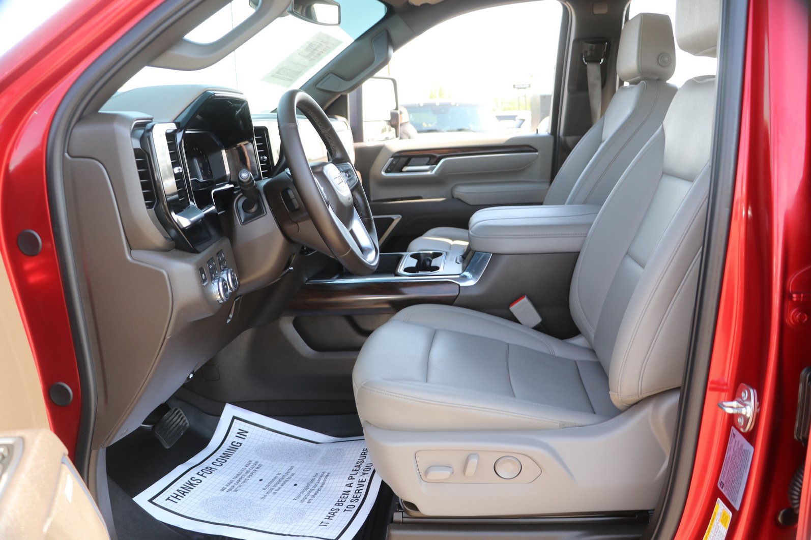 Used 2025 GMC Sierra 2500 SLT w/ SLT Premium Package AWD/4WD image 13