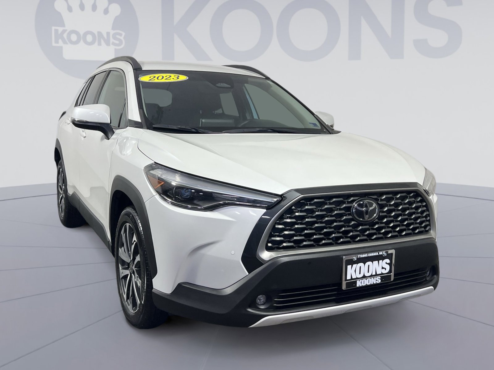 Used 2023 Toyota Corolla Cross XLE image 10