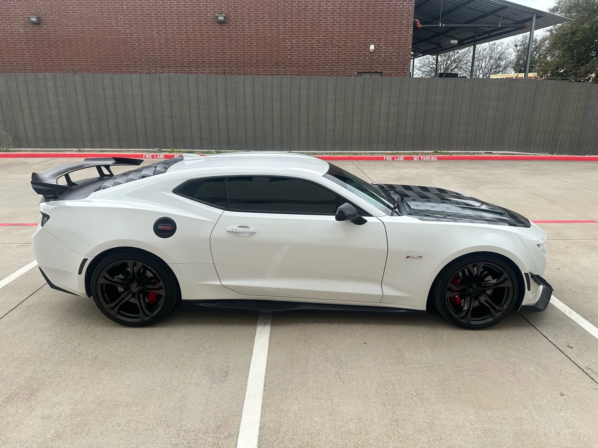 Used 2018 Chevrolet Camaro SS image 11