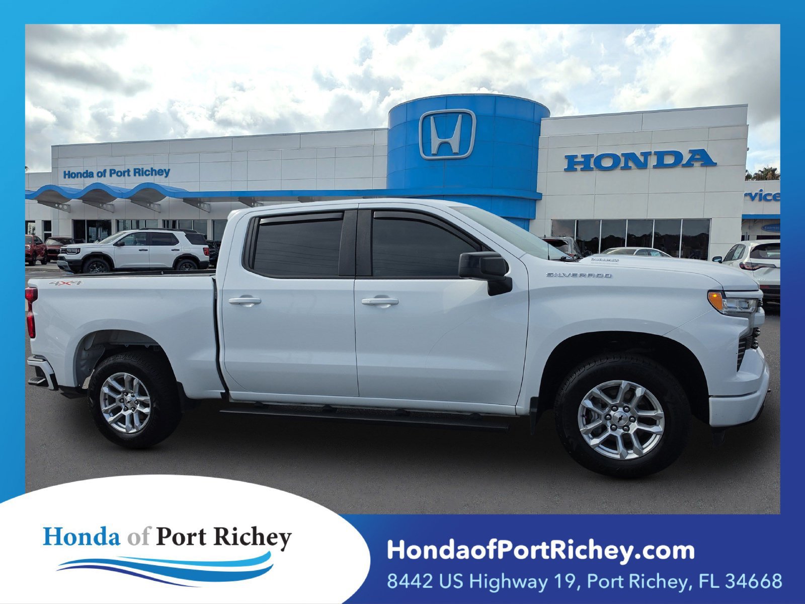 Used 2023 Chevrolet Silverado 1500 RST AWD/4WD image 1
