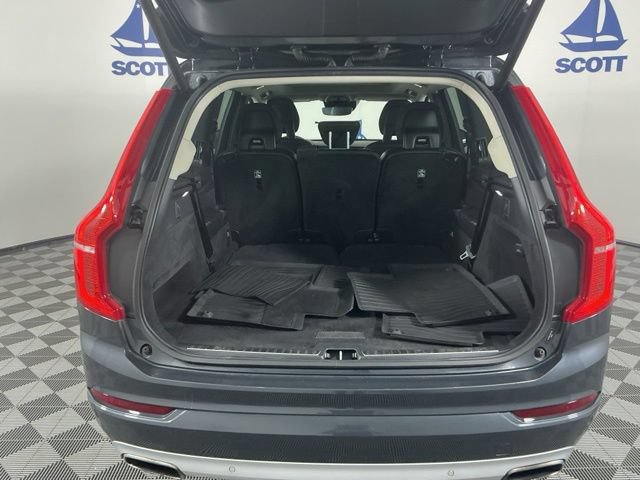 Used 2021 Volvo XC90 T5 Momentum w/ Climate Package AWD/4WD image 23