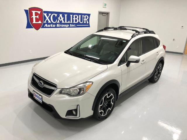 Used 2017 Subaru Crosstrek 2.0i Limited w/ Popular Package #2 image 2