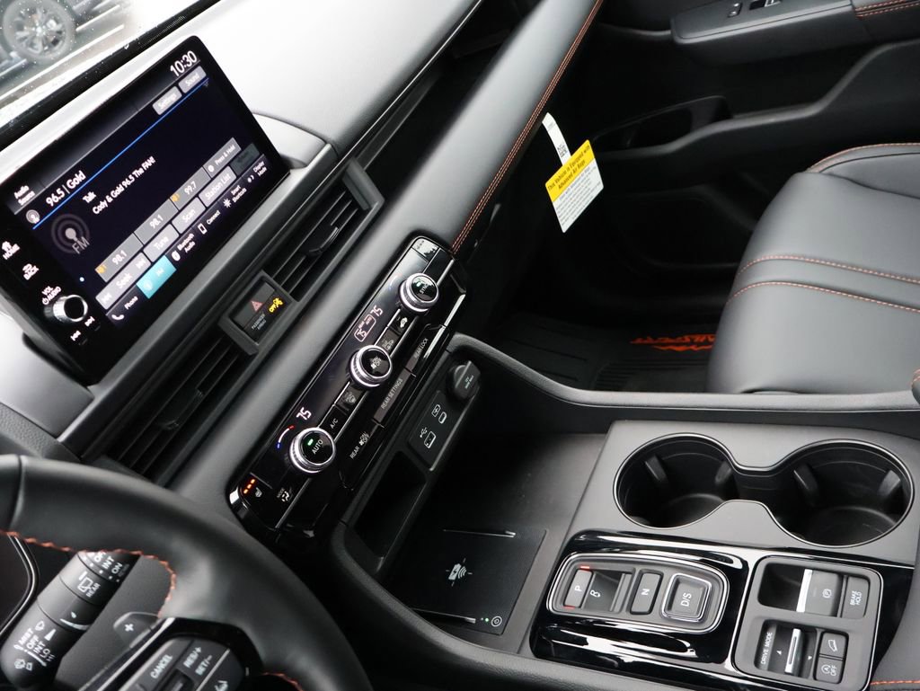 Certified 2025 Honda Pilot TrailSport image 20