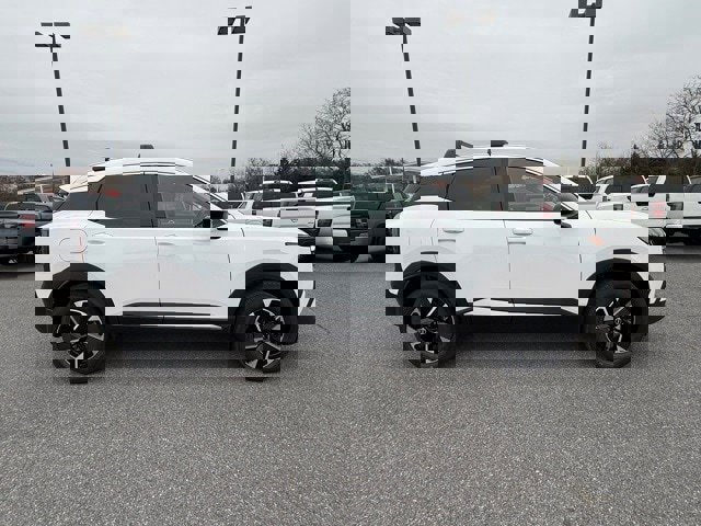 New 2026 Nissan Kicks SV w/ Cold Weather Package image 4