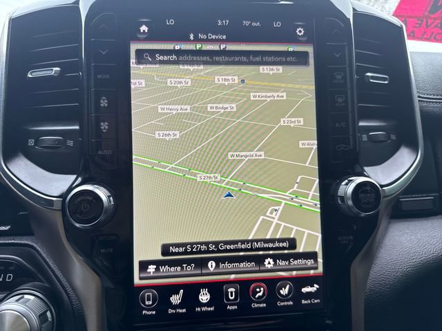 Used 2019 RAM 1500 Laramie image 33