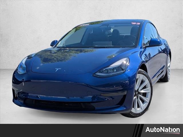 Used 2023 Tesla Model 3 Standard Range image 1