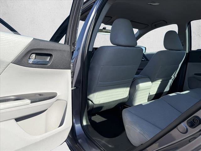 Used 2015 Honda Accord LX image 19