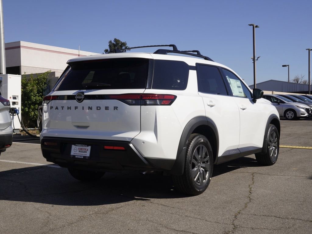 New 2026 Nissan Pathfinder SV image 4