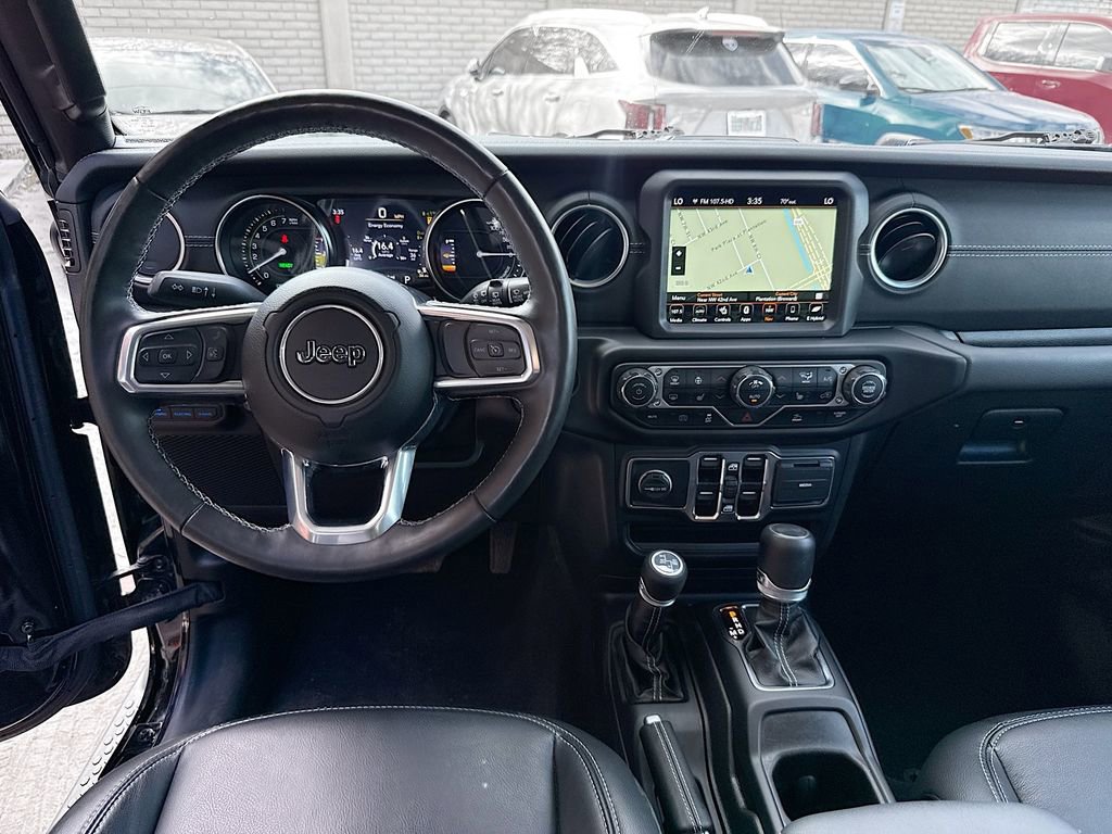 Used 2022 Jeep Wrangler Unlimited Sahara w/ Cold Weather Group AWD/4WD image 25