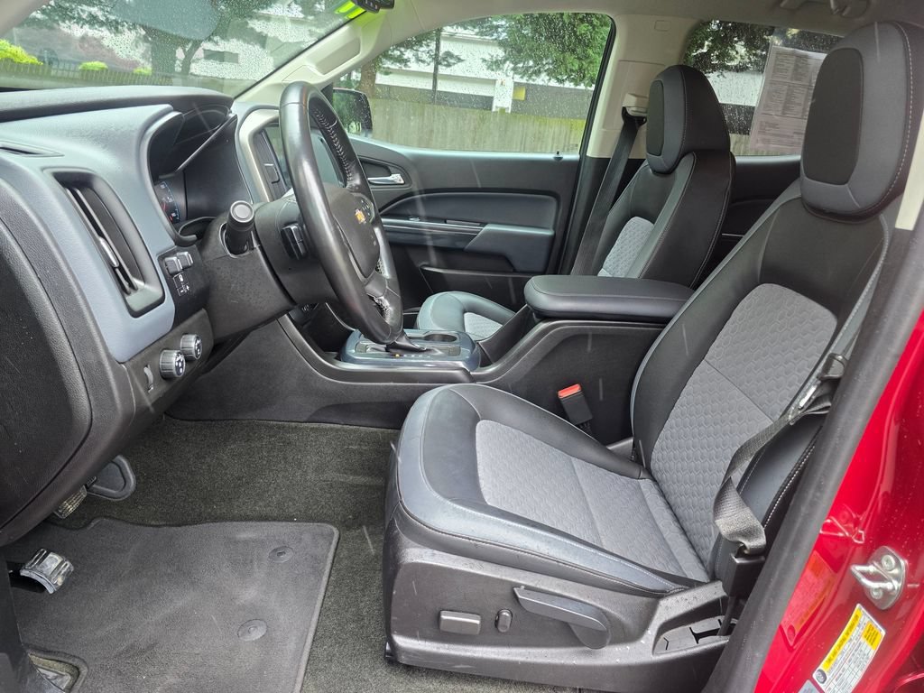 Used 2017 Chevrolet Colorado Z71 AWD/4WD image 26