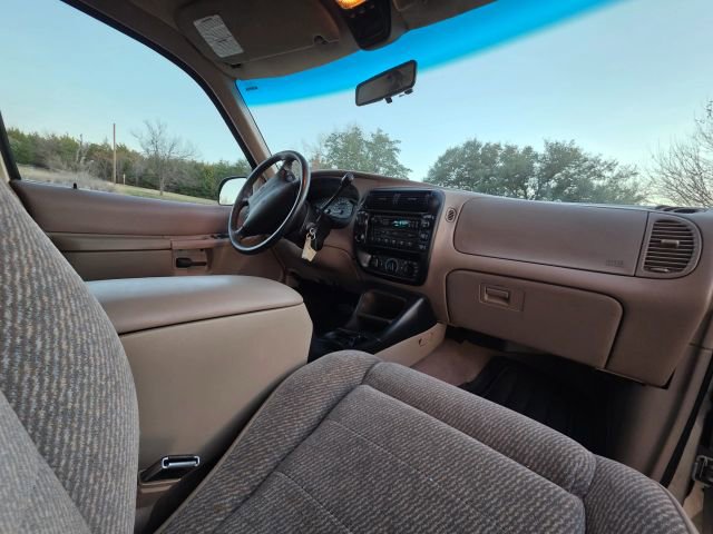 Used 1997 Ford Explorer 4WD 4-Door image 21