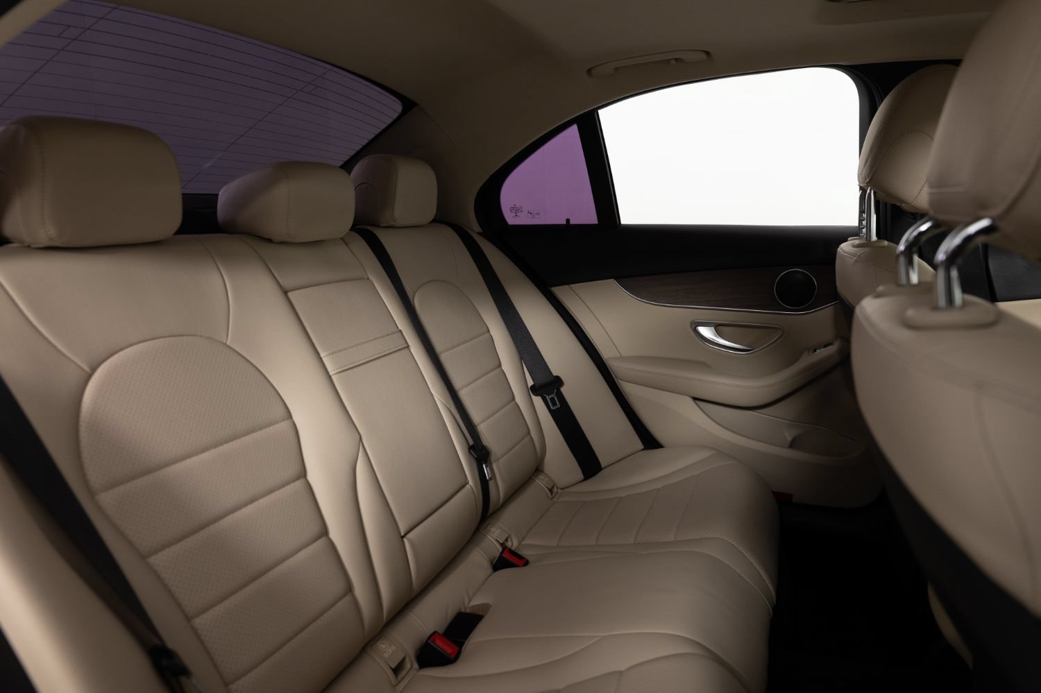 Used 2019 Mercedes-Benz C 300 Sedan image 25