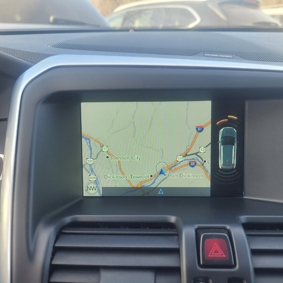 Used 2015 Volvo XC60 T6 Platinum w/ Climate Package image 19