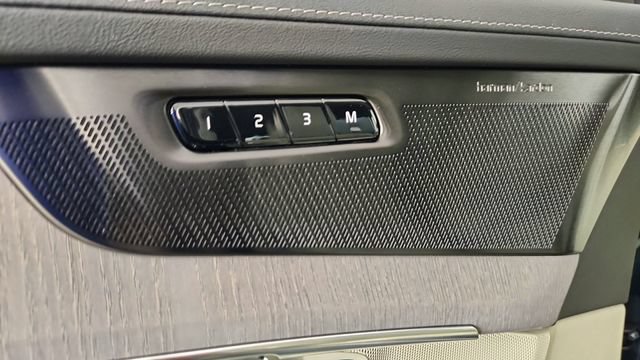 New 2026 Volvo XC90 T8 Ultra w/ Protection Package Premier AWD/4WD image 11