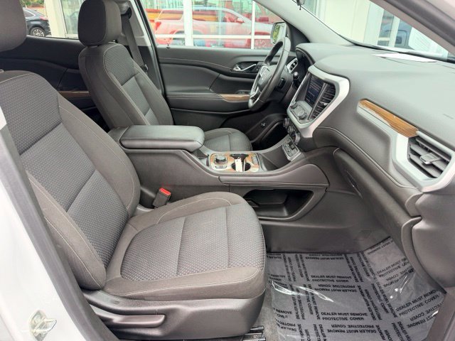 Used 2023 GMC Acadia SLE w/ LPO, Cargo Package AWD/4WD image 10