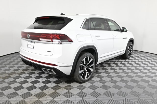 New 2026 Volkswagen Atlas Cross Sport SEL Premium R-Line image 4