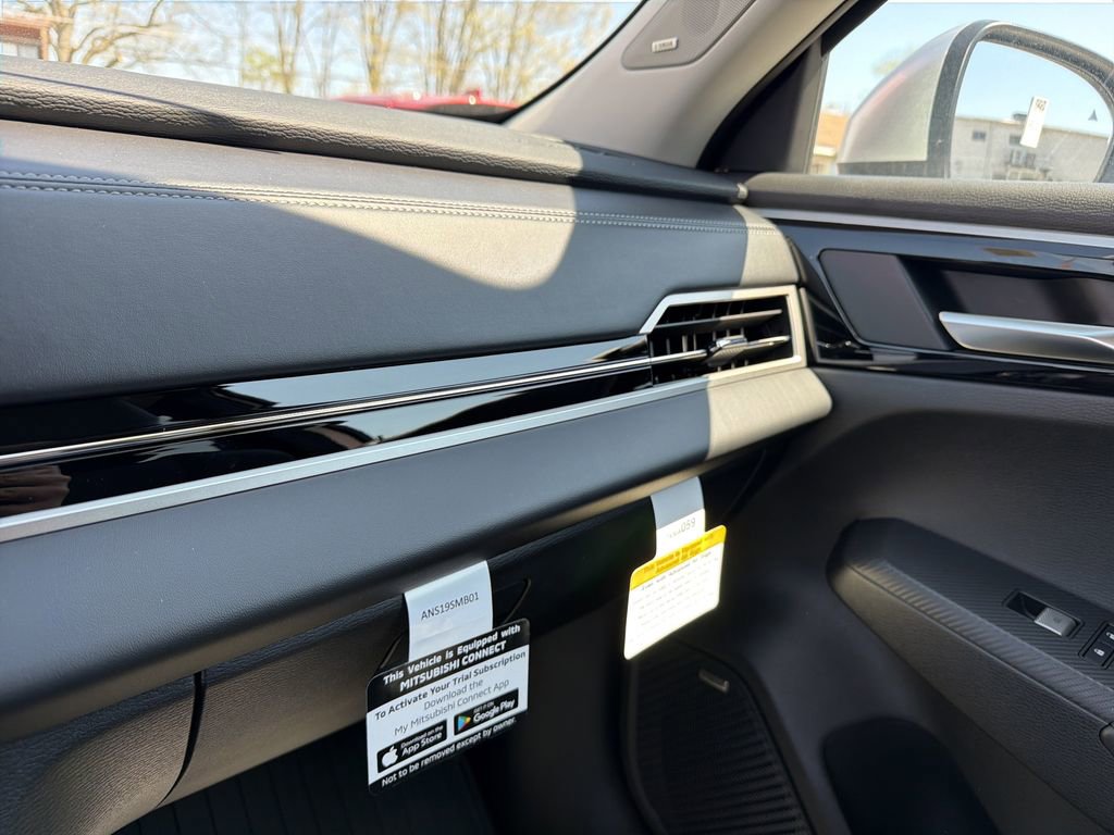 New 2026 Mitsubishi Outlander SE AWD/4WD image 23