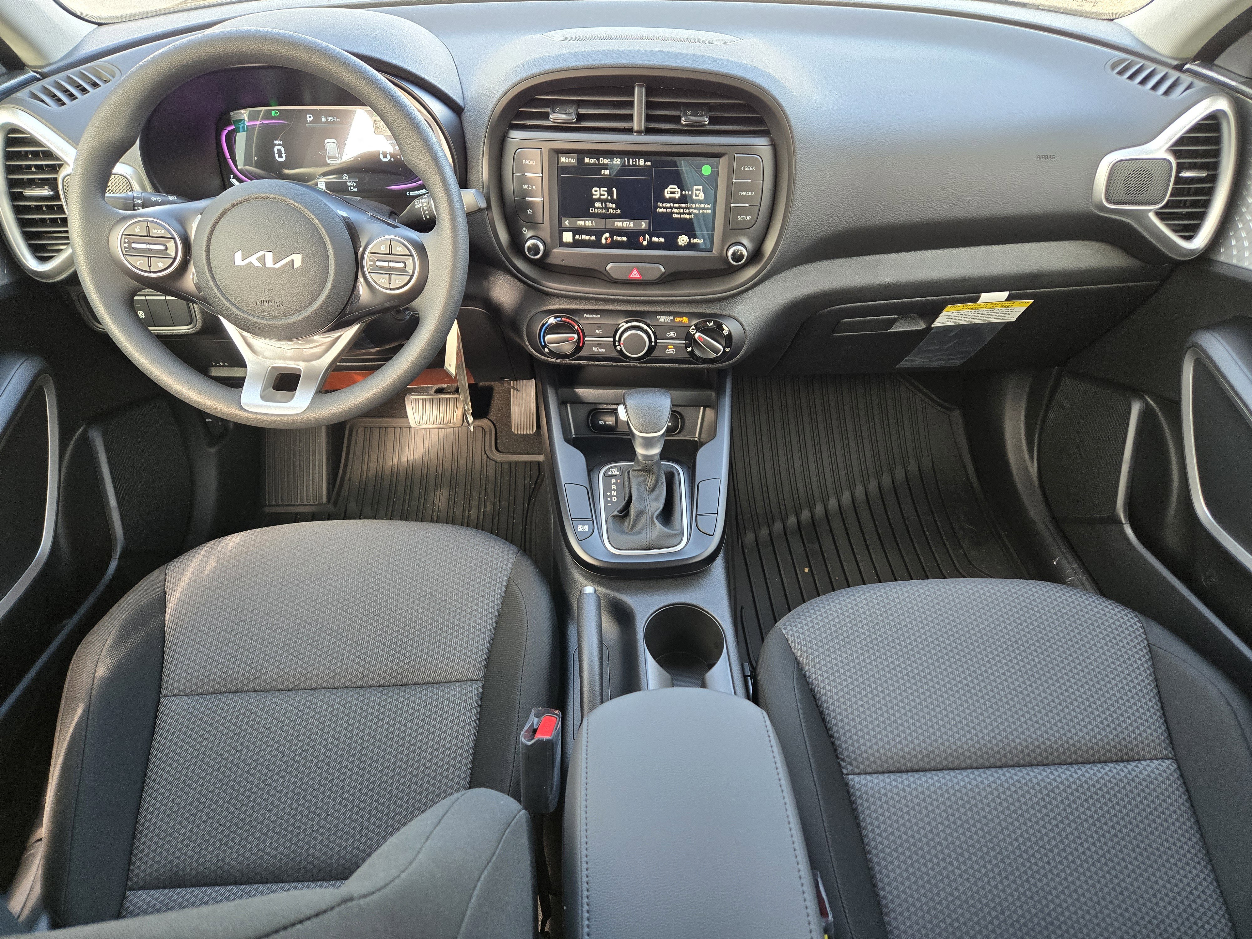 New 2025 Kia Soul LX image 18